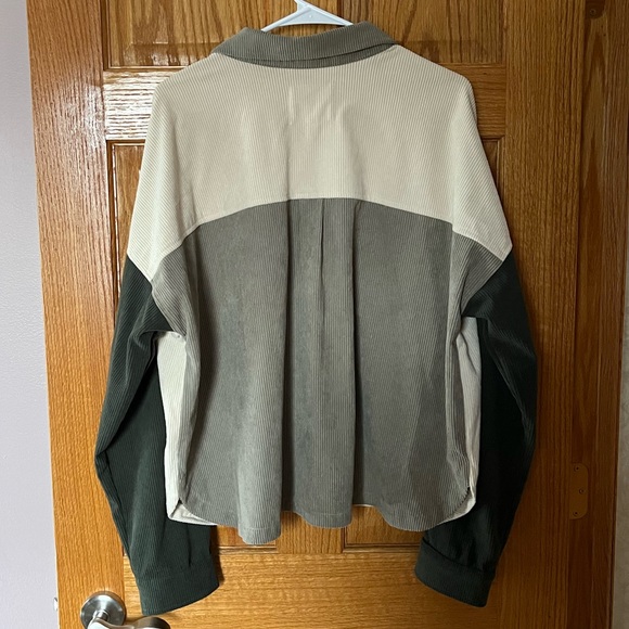 Color Block Button Up - Picture 2 of 2